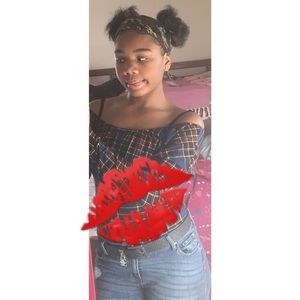 Meet your Posher, Yasmin